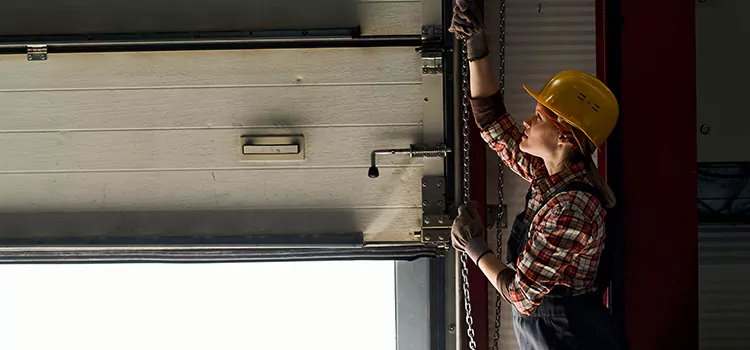 Addressing Common Garage Door Stoppage Issues in Pullman, WA
