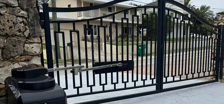 Swing Gate Opener with Keypad Pullman