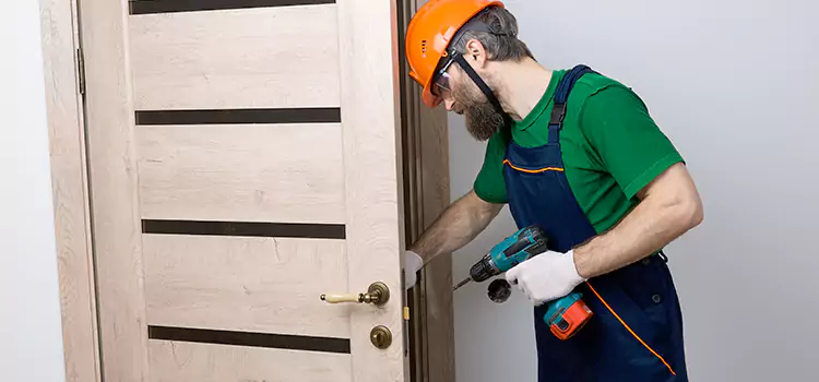 Replace Internal Door Handle with Lock Pullman